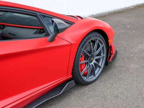 Used 2019 Lamborghini Aventador SVJ AWD/4WD image 61