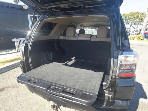 Used 2015 Toyota 4Runner SR5 RWD image 32