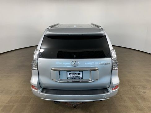 Used 2014 Lexus GX 460 image 36