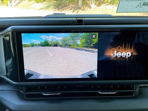 New 2026 Jeep Gladiator Sport image 14