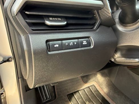 Used 2019 Nissan Altima 2.5 SR w/ SR Premium Package image 19