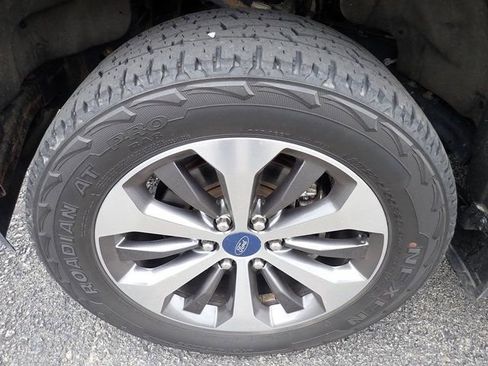 Used 2019 Ford F150 XL w/ Equipment Group 101A Mid AWD/4WD image 10