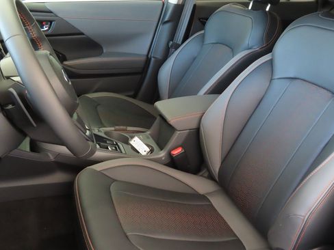 Used 2024 Subaru Crosstrek 2.5i Limited image 13