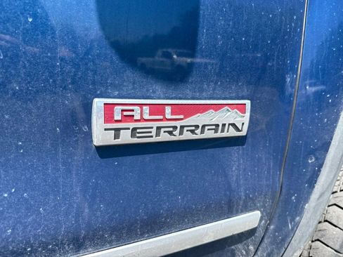 Used 2015 GMC Sierra 1500 SLT w/ All-Terrain Package AWD/4WD image 9