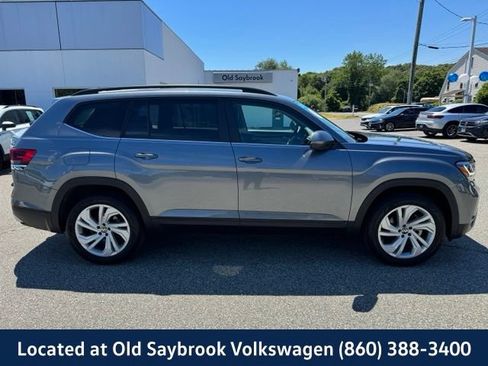 Certified 2023 Volkswagen Atlas SE w/ Panoramic Sunroof Package AWD/4WD image 4