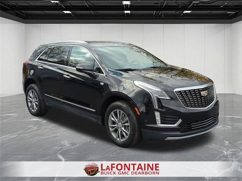 Certified 2022 Cadillac XT5 Premium Luxury w/ Technology Package image 2
