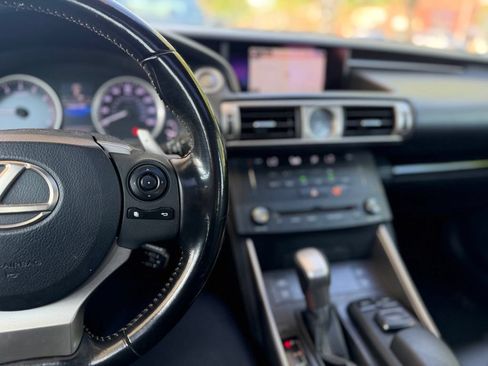 Used 2016 Lexus IS 200t w/ Navigation System Package RWD image 8