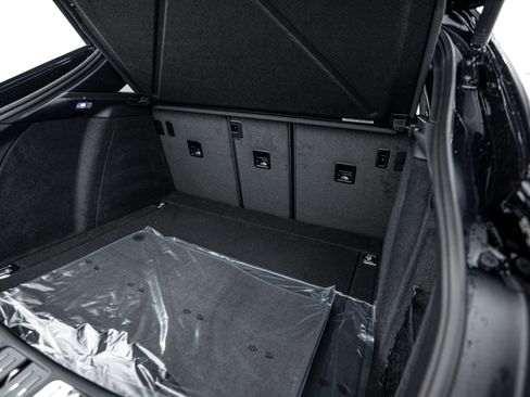 New 2026 Porsche Macan S image 25