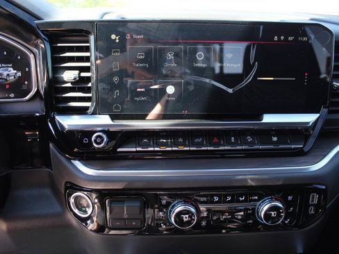 New 2026 GMC Sierra 1500 SLT image 10