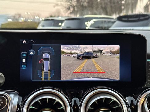 Certified 2025 Mercedes-Benz GLB 250 image 22