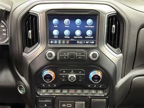 Used 2022 GMC Sierra 2500 Denali image 23