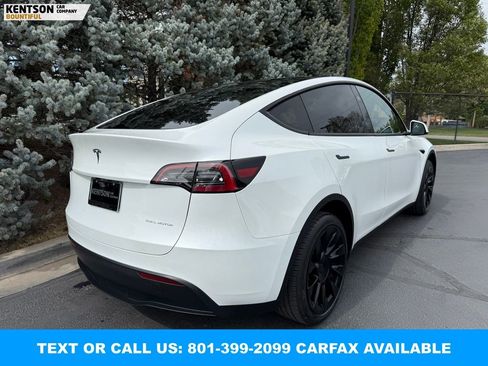 Used 2024 Tesla Model Y Long Range AWD/4WD image 8