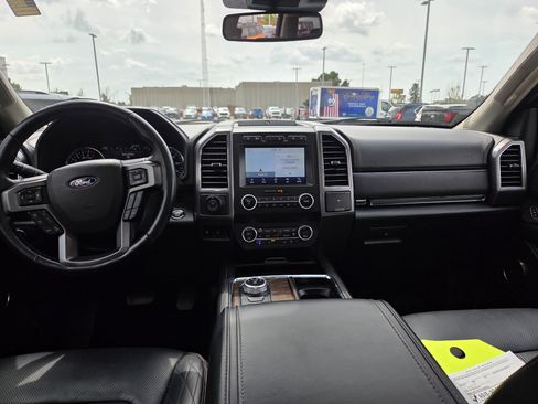 Used 2021 Ford Expedition Max Platinum AWD/4WD image 6
