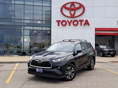 Used 2021 Toyota Highlander XLE