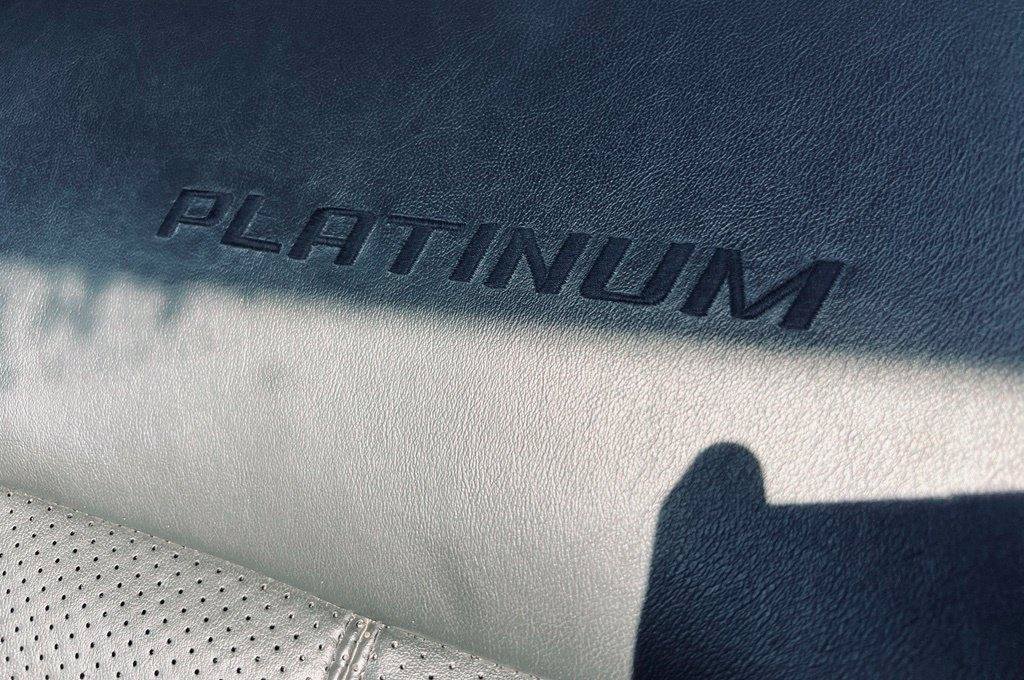 Used 2014 Ford F250 Platinum AWD/4WD image 19