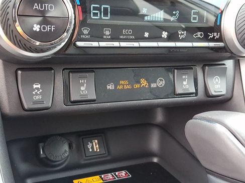 Used 2025 Toyota RAV4 XLE Premium w/ Weather Package FWD image 26