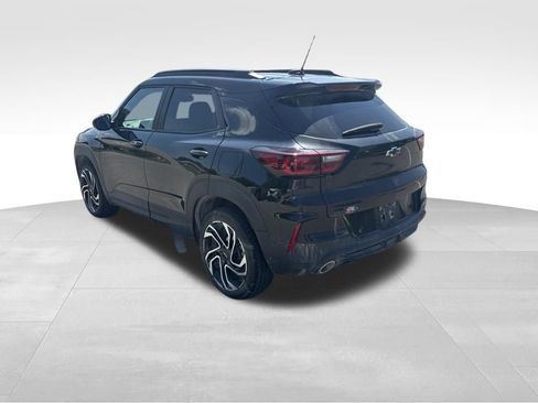 Used 2025 Chevrolet TrailBlazer RS w/ Driver Confidence Package AWD/4WD image 4