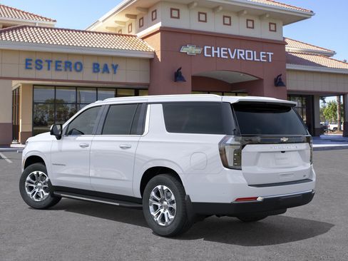 New 2026 Chevrolet Suburban LT RWD image 27