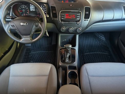 Used 2017 Kia Forte LX FWD image 13