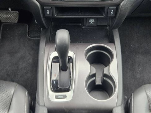 Used 2017 Honda Ridgeline RTL image 19