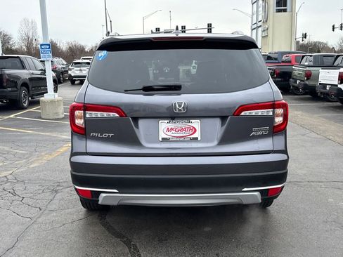 Used 2021 Honda Pilot Touring image 10