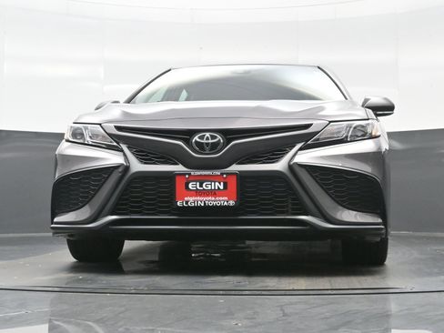 Used 2024 Toyota Camry SE image 26