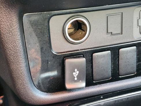 Used 2019 Mitsubishi Outlander ES image 25