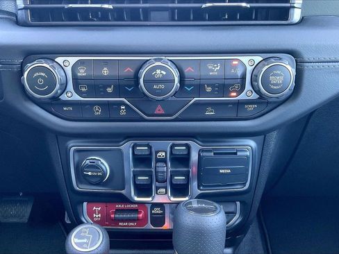 New 2026 Jeep Gladiator Mojave AWD/4WD image 16