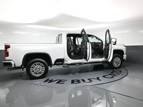 Used 2022 Chevrolet Silverado 2500 High Country AWD/4WD image 26