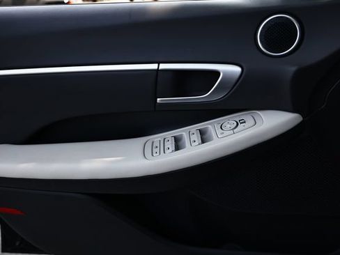 Certified 2025 Hyundai Sonata SEL FWD image 14