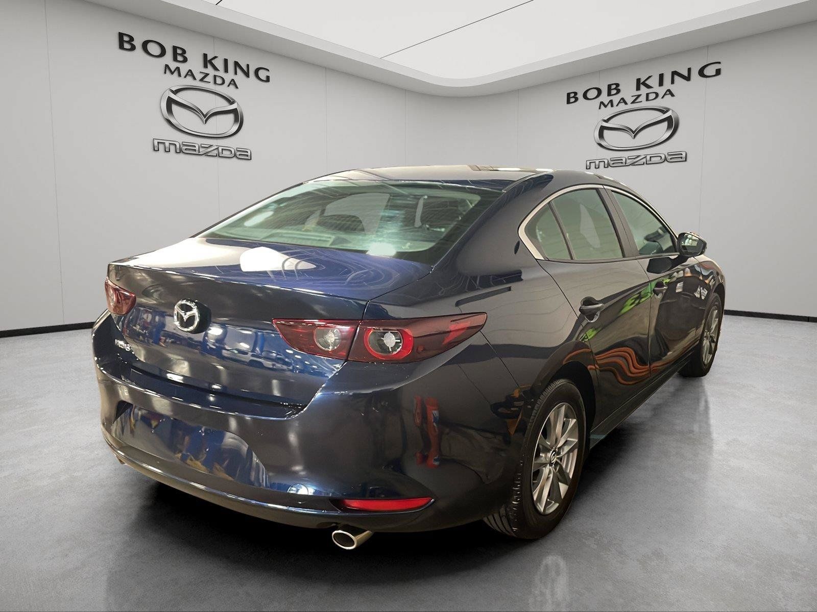 New 2026 MAZDA MAZDA3 s FWD image 5