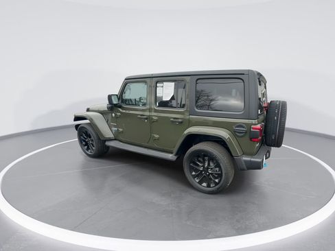 Used 2023 Jeep Wrangler Unlimited Sahara w/ Cold Weather Group image 6