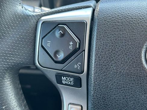Used 2021 Toyota 4Runner SR5 Premium w/ Moonroof Package AWD/4WD image 38