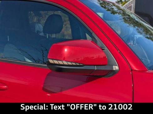 Used 2020 Toyota Tacoma TRD Off-Road image 12