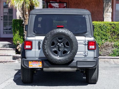 Used 2021 Jeep Wrangler Sport image 7