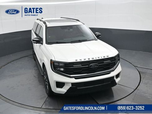 New 2026 Ford Expedition Max Platinum w/ Stealth Appearance Package image 65