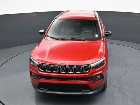 New 2026 Jeep Compass Latitude image 22