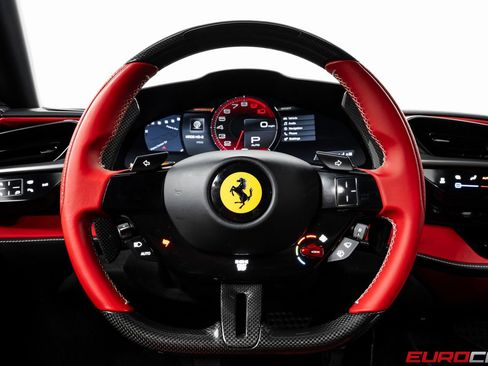 Used 2022 Ferrari SF90 Stradale AWD/4WD image 29