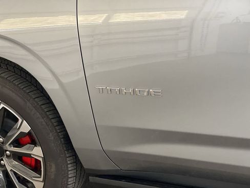 Used 2025 Chevrolet Tahoe High Country image 10