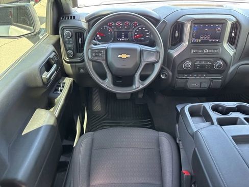 Used 2023 Chevrolet Silverado 1500 Custom image 19