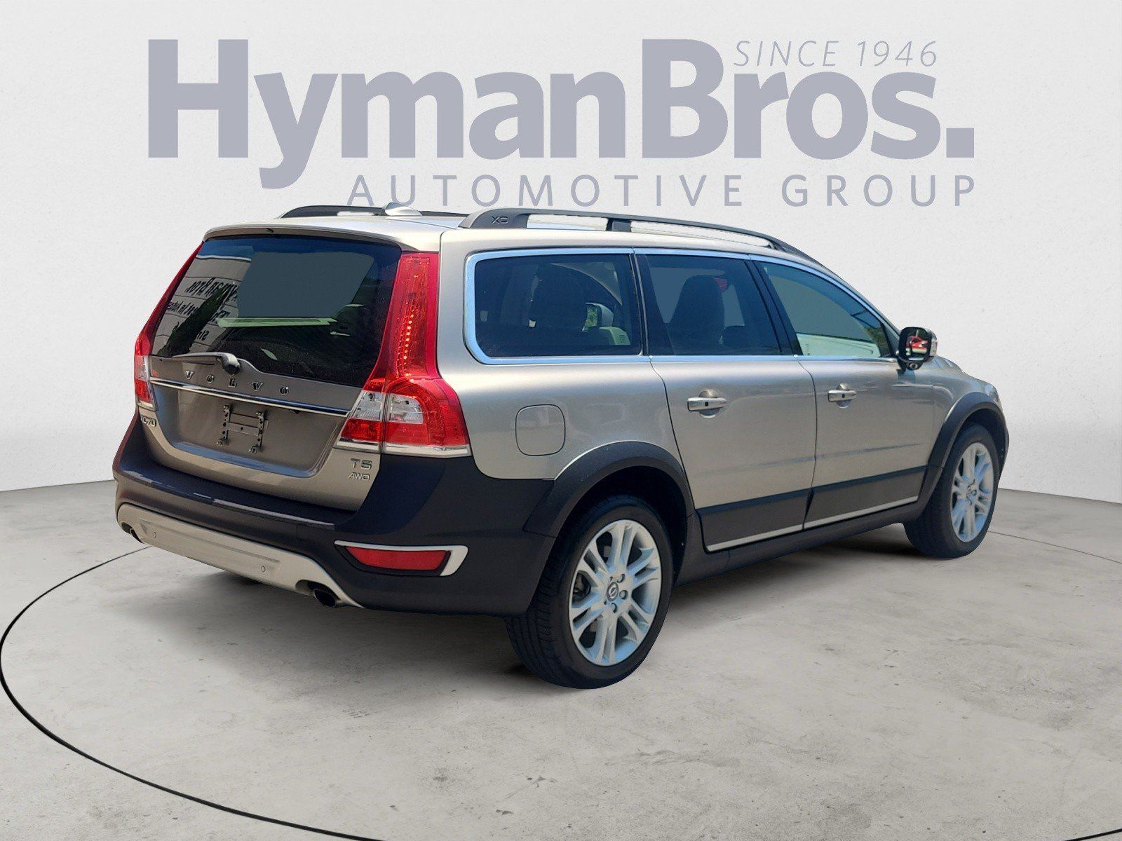 Used 2016 Volvo XC70 T5 Platinum w/ Protection Package AWD/4WD image 3