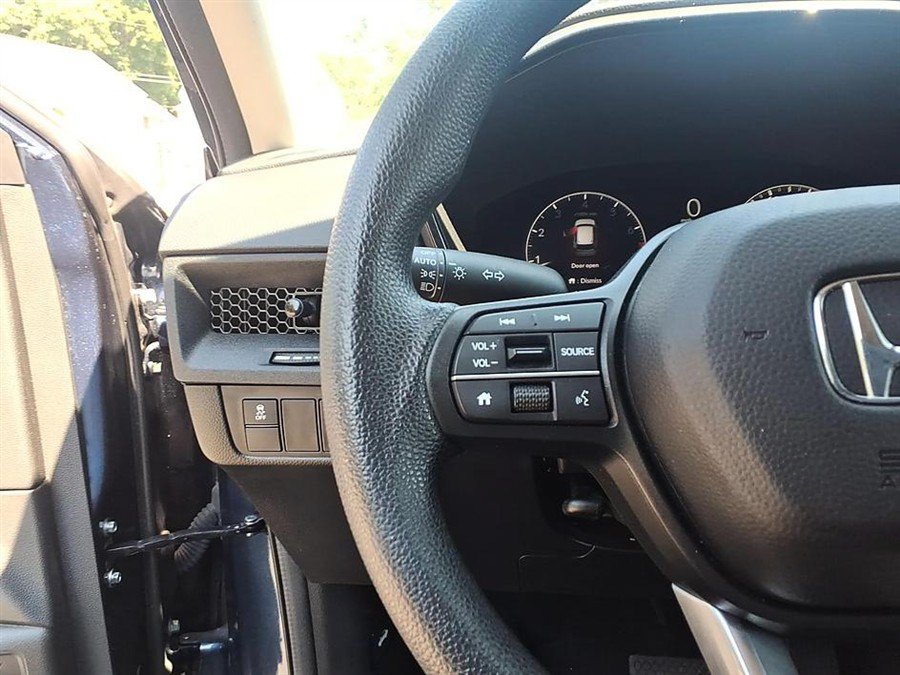 Used 2025 Honda CR-V LX image 27