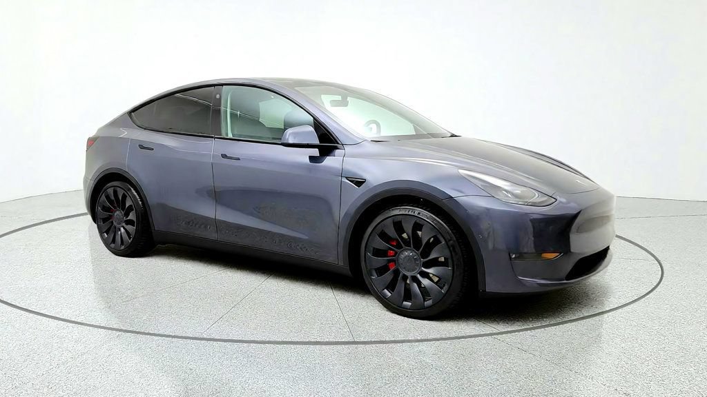 Used 2022 Tesla Model Y Performance AWD/4WD image 3