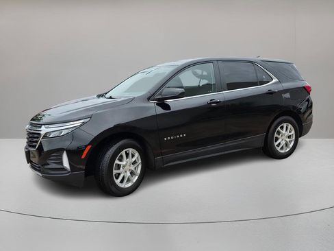 Used 2023 Chevrolet Equinox LT FWD image 3