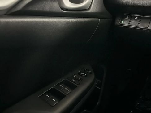 Used 2020 Honda Civic Sport image 15