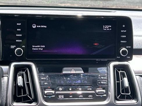 Used 2022 Kia Sorento S FWD image 26