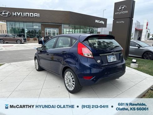 Used 2016 Ford Fiesta Titanium FWD image 5