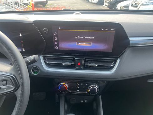 Used 2025 Chevrolet TrailBlazer LT image 18