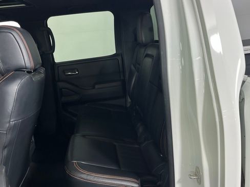Used 2023 Nissan Frontier PRO-4X w/ Pro-4X Premium Package image 26