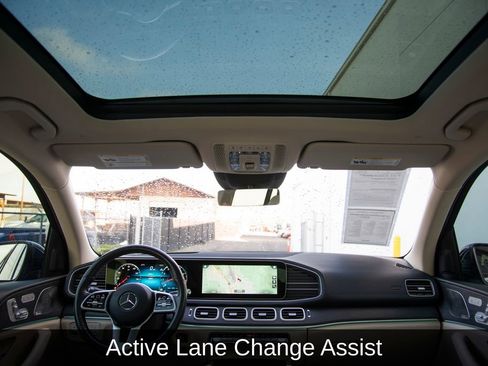 Used 2021 Mercedes-Benz GLS 450 4MATIC image 21